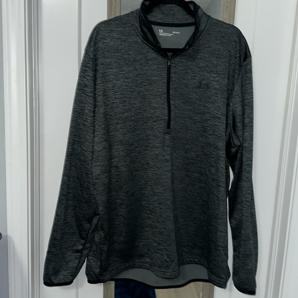Under Armour gray oversized pullover sweatshirt size large!